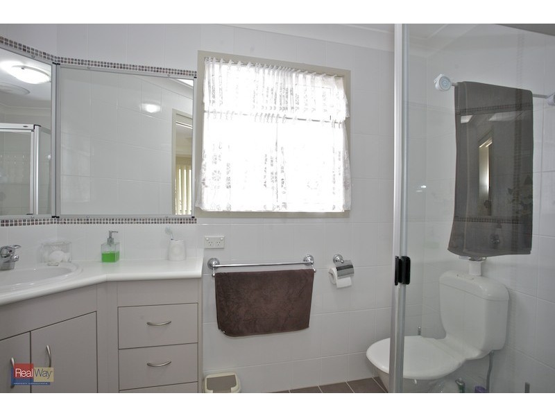 1/17  Shields Street, Redcliffe QLD 4020