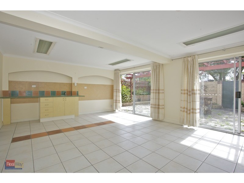 16 Killara Crescent, Kippa-ring QLD 4021