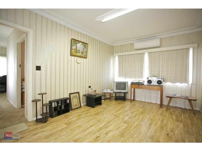 9 Wharf Street, Woody Point QLD 4019