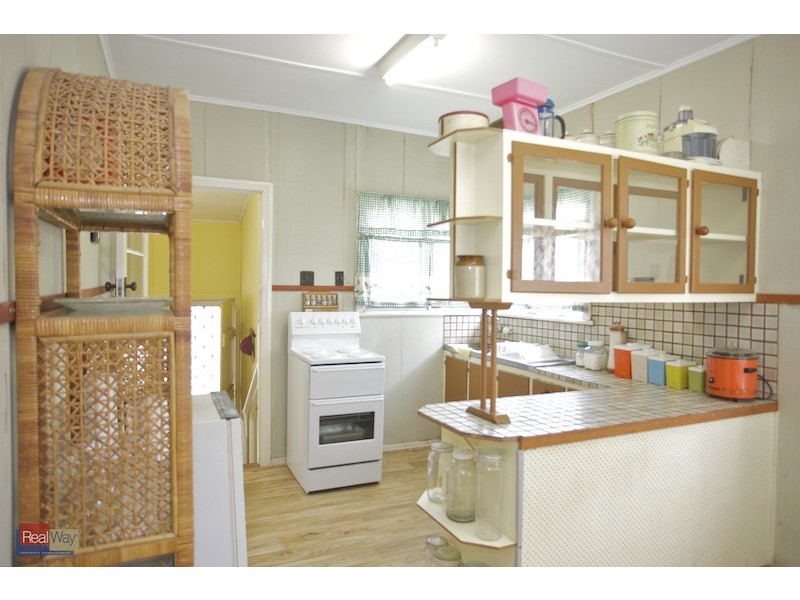 9 Wharf Street, Woody Point QLD 4019