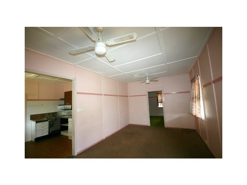 3 Collins Street, Woody Point QLD 4019