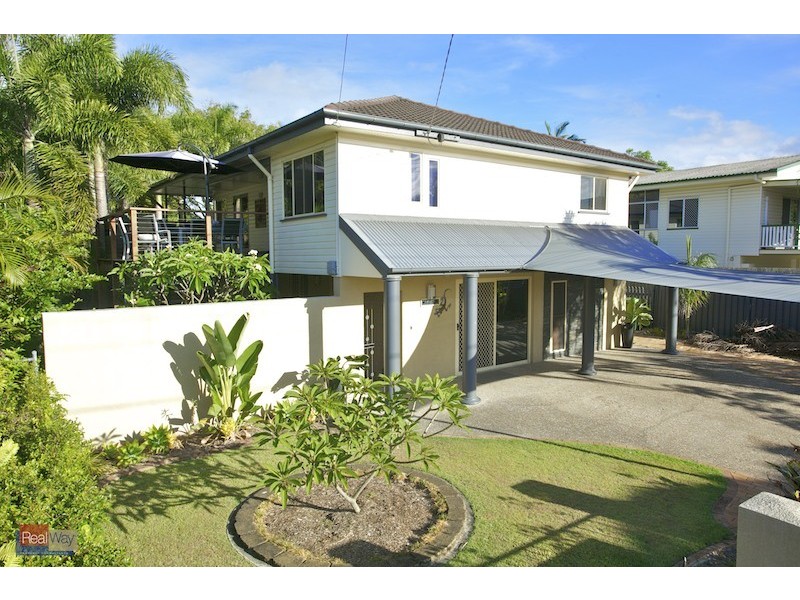 24 Seaville Avenue, Scarborough QLD 4020