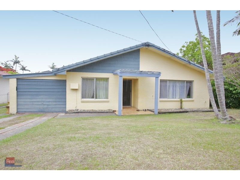 28  Houghton Avenue, Redcliffe QLD 4020