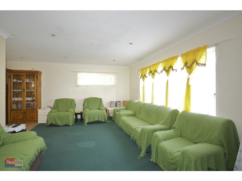 28  Houghton Avenue, Redcliffe QLD 4020