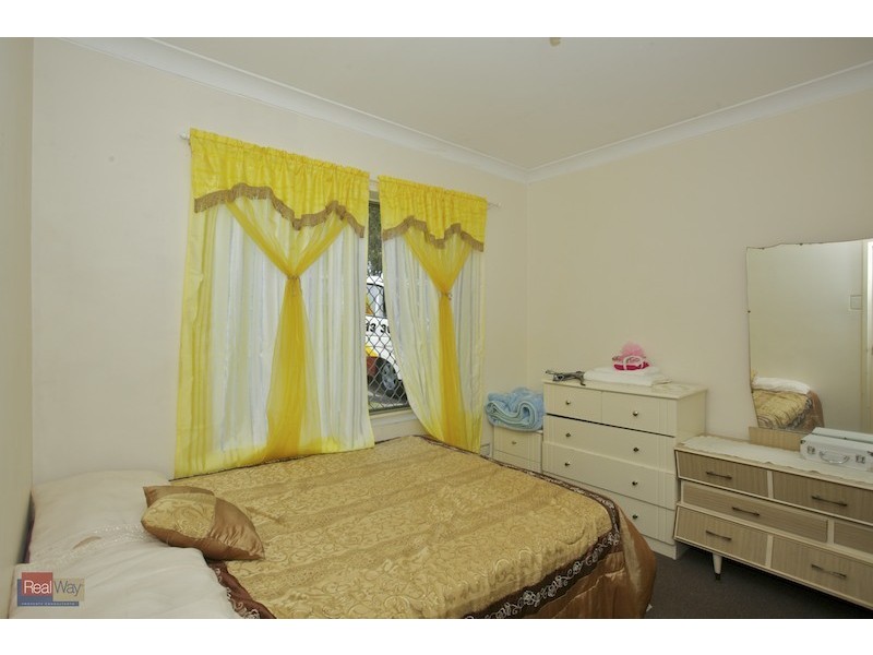 28  Houghton Avenue, Redcliffe QLD 4020