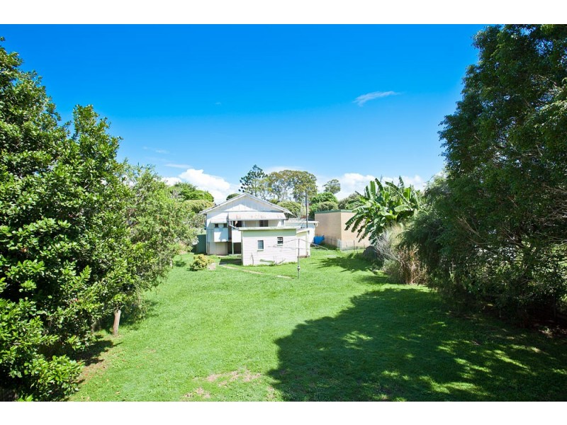 106 Thomas Street, Clontarf QLD 4019