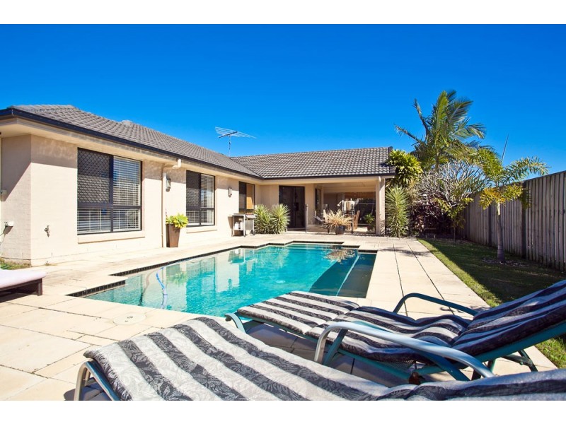 5 Poppel Court, Narangba QLD 4504