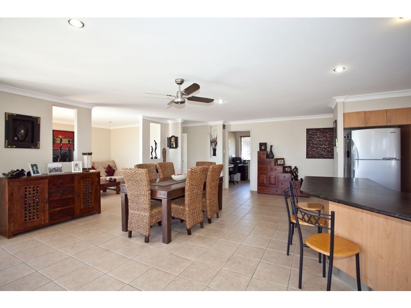 5 Poppel Court, Narangba QLD 4504