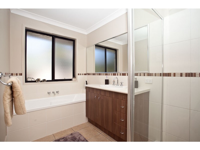 5 Poppel Court, Narangba QLD 4504