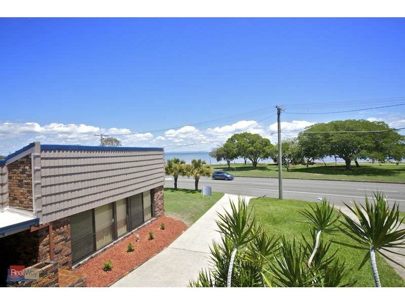 21 Endeavour Esplanade, Newport QLD 4020