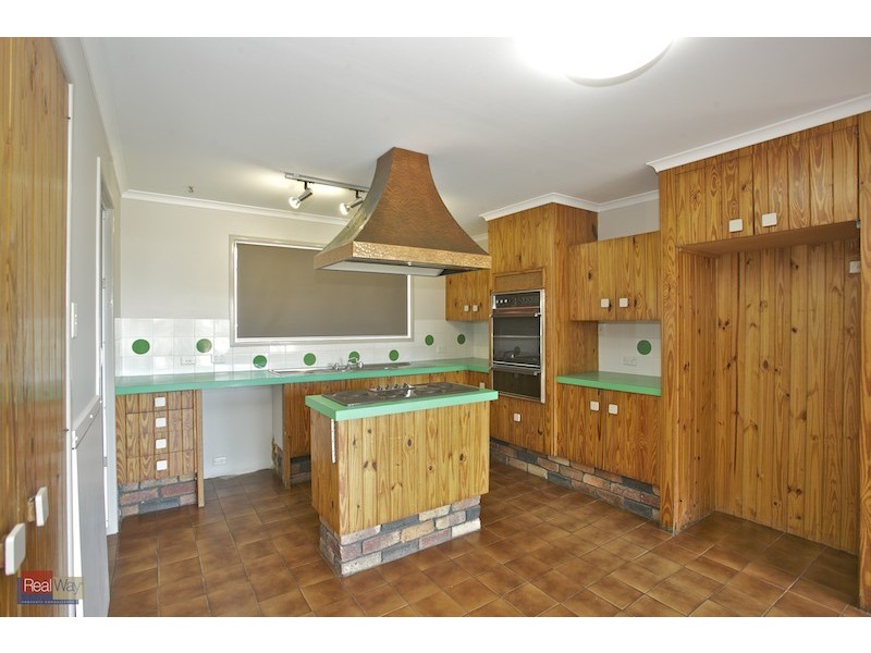 21 Endeavour Esplanade, Newport QLD 4020