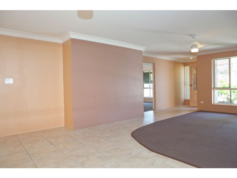 11 Hampshire Court, Kippa-ring QLD 4021