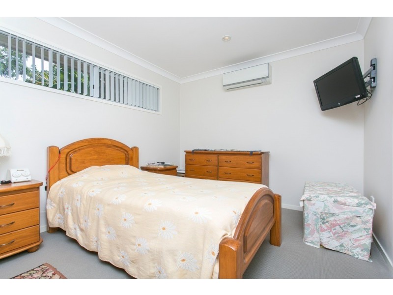1a Edwin Street, Redcliffe QLD 4020