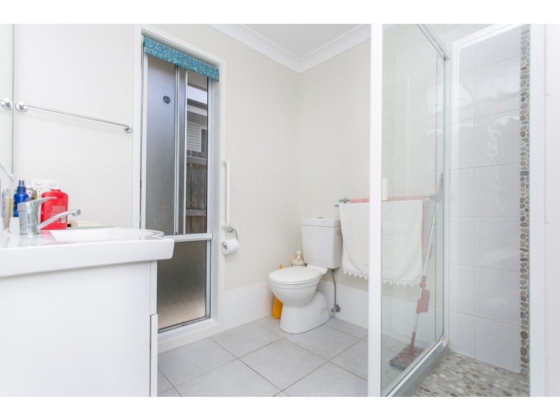 1a Edwin Street, Redcliffe QLD 4020