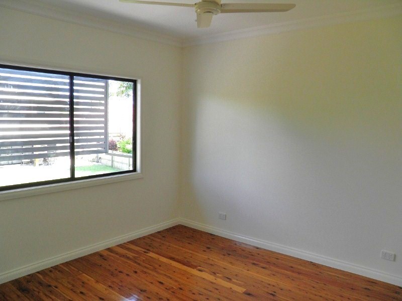 2/42 Greenup Street, Redcliffe QLD 4020