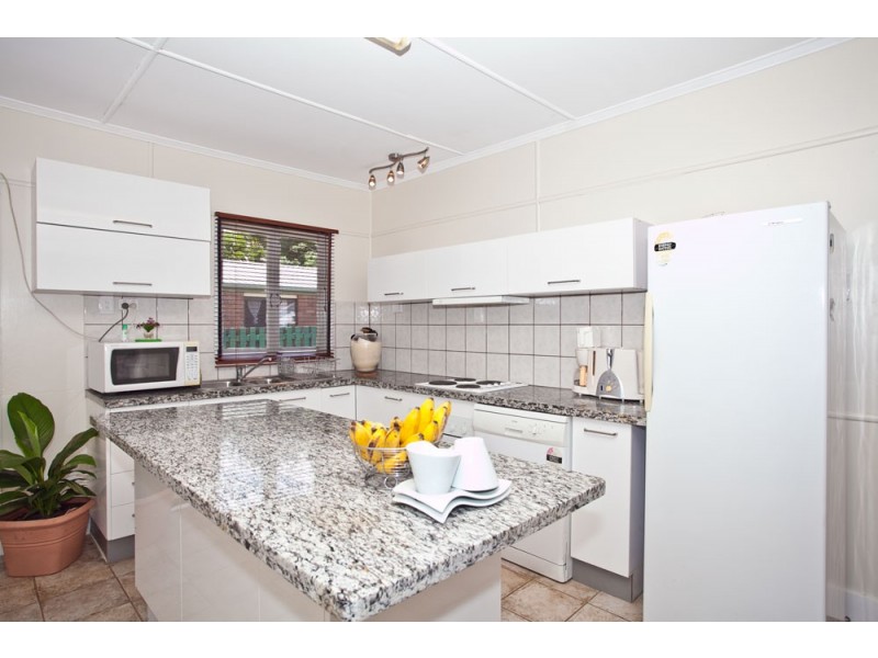 102 Victoria Avenue, Margate QLD 4019