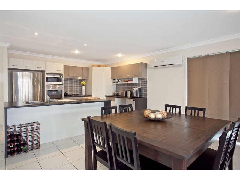 24 Ulysses Street, Kallangur QLD 4503