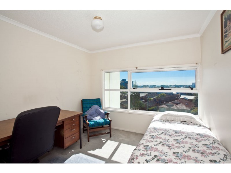 20/77 Marine Parade, Redcliffe QLD 4020