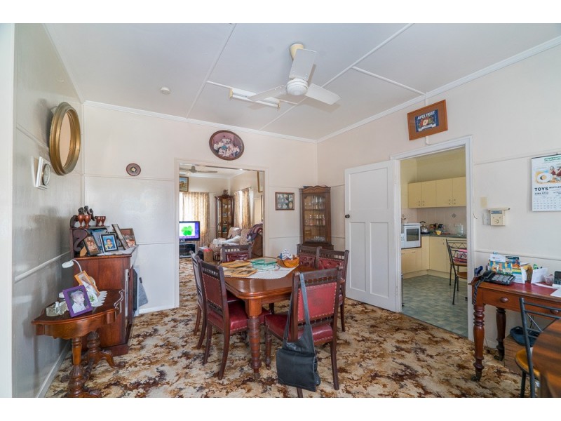 38 Collins Street, Woody Point QLD 4019