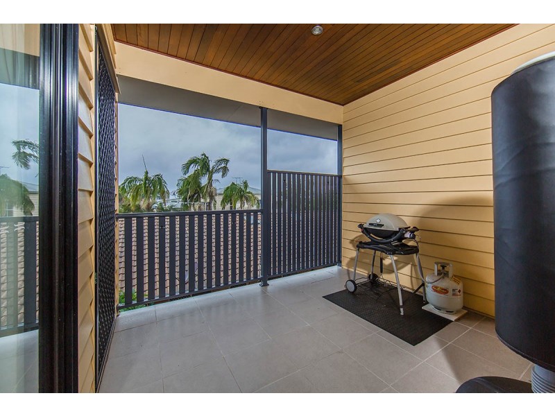 3/42 Greenup Street, Redcliffe QLD 4020