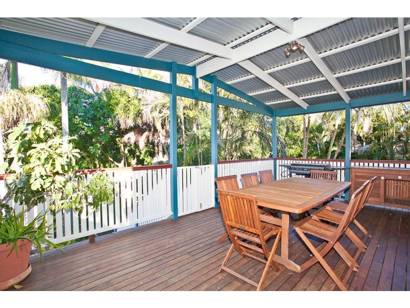 62 Longland Street, Redcliffe QLD 4020