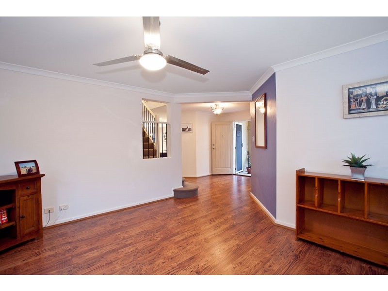 10 Albatross Close, North Lakes QLD 4509