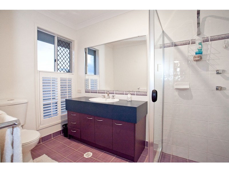10 Albatross Close, North Lakes QLD 4509
