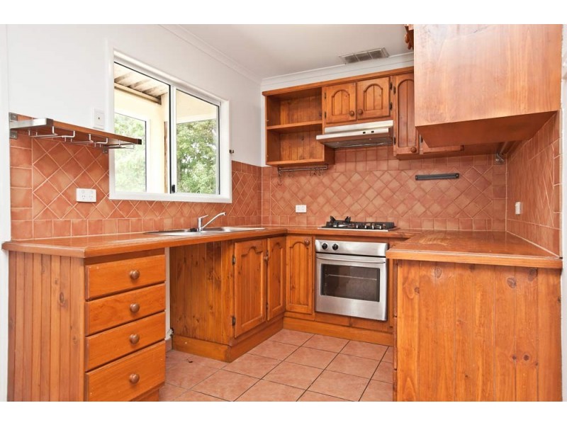 12 Longland Street, Redcliffe QLD 4020