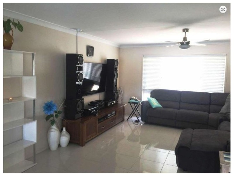 111 Griffith Road, Newport QLD 4020