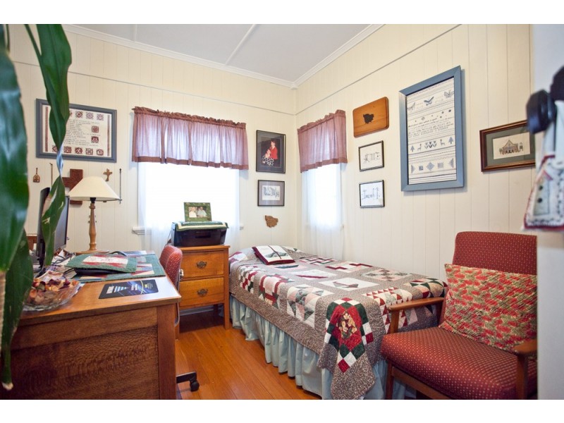 86 Reuben Street, Stafford QLD 4053