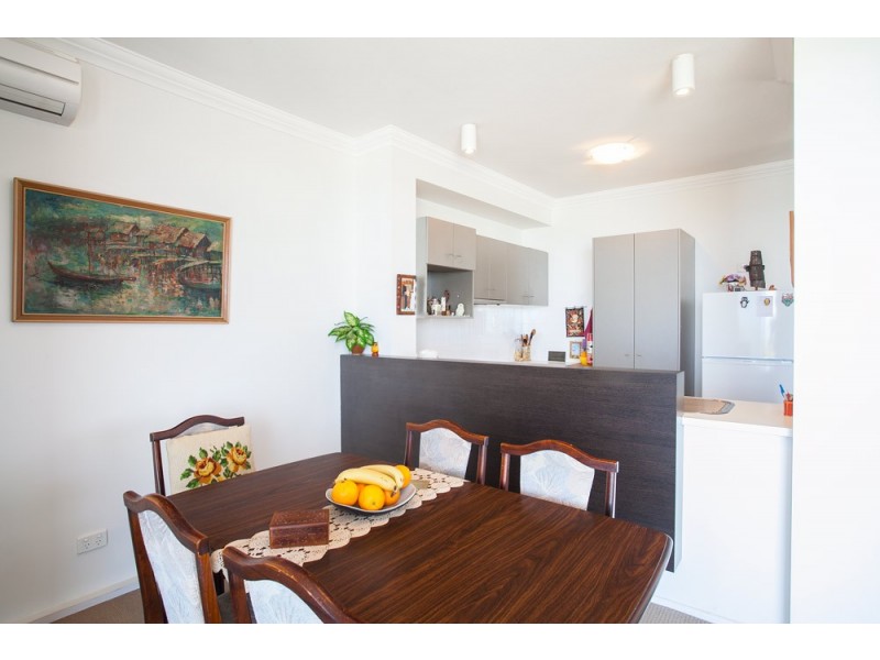 14/55 Marine Parade, Redcliffe QLD 4020