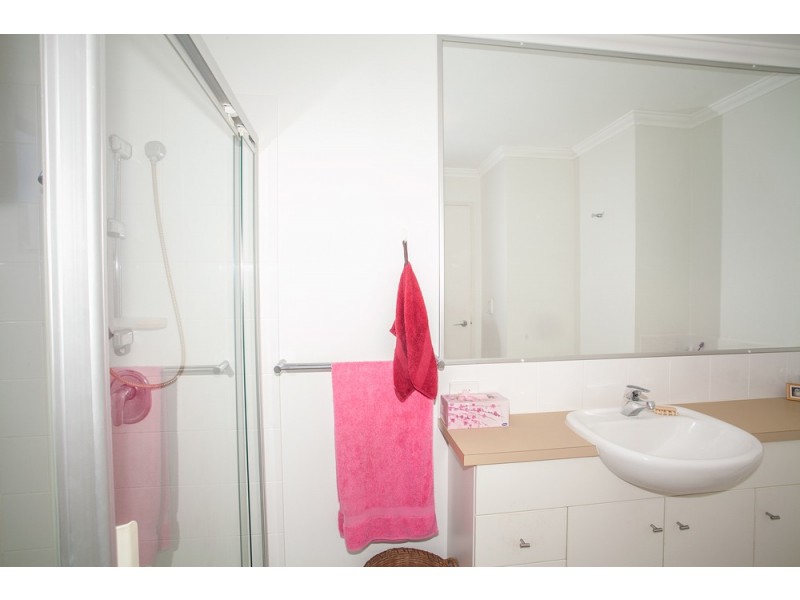 14/55 Marine Parade, Redcliffe QLD 4020