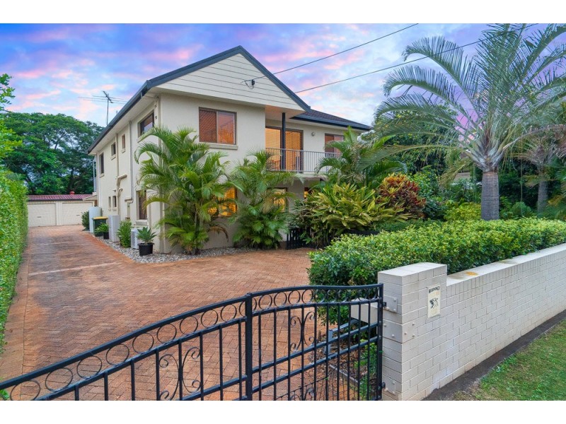 78 King Street, Woody Point QLD 4019