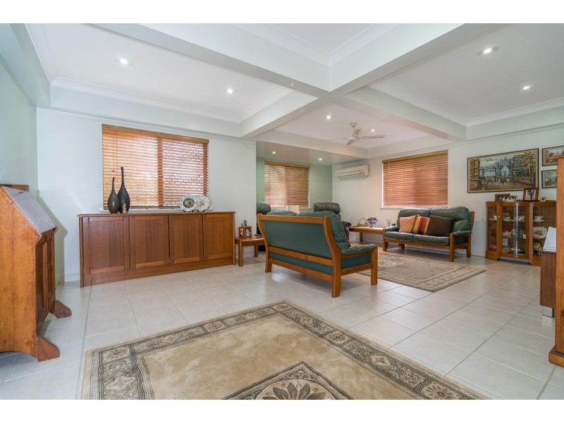 78 King Street, Woody Point QLD 4019