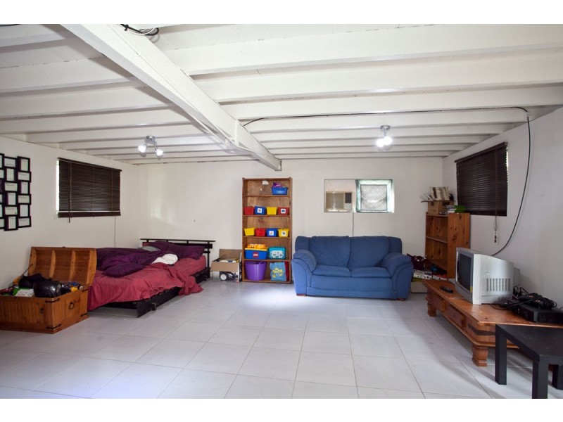 88 Eversleigh Road, Scarborough QLD 4020