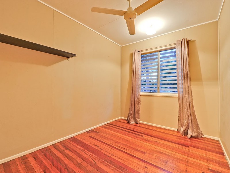 19 Gerald Avenue, Clontarf QLD 4019