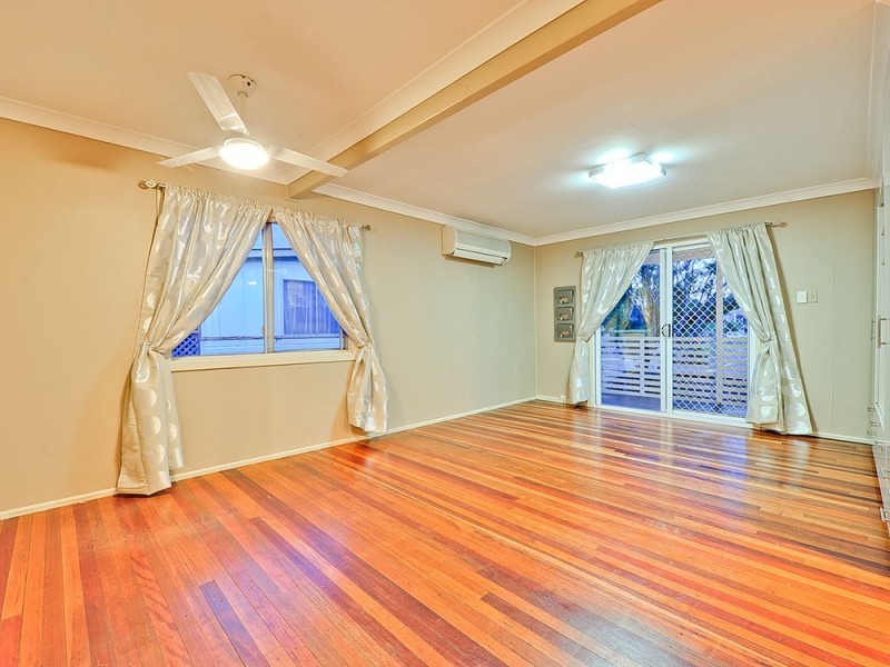 19 Gerald Avenue, Clontarf QLD 4019