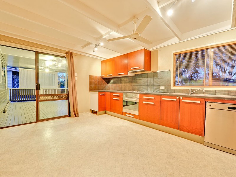 19 Gerald Avenue, Clontarf QLD 4019