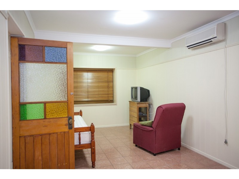 80 Klingner Road, Redcliffe QLD 4020