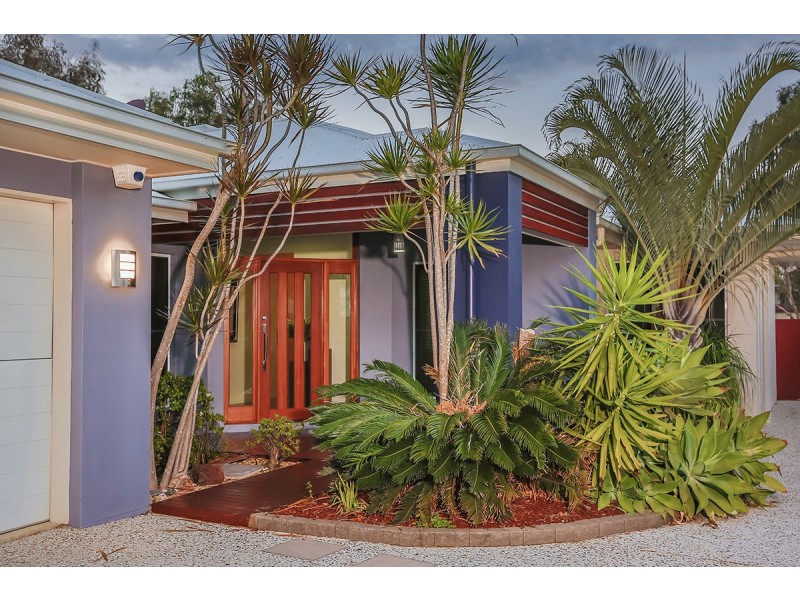 19 Skandia Court, Newport QLD 4020