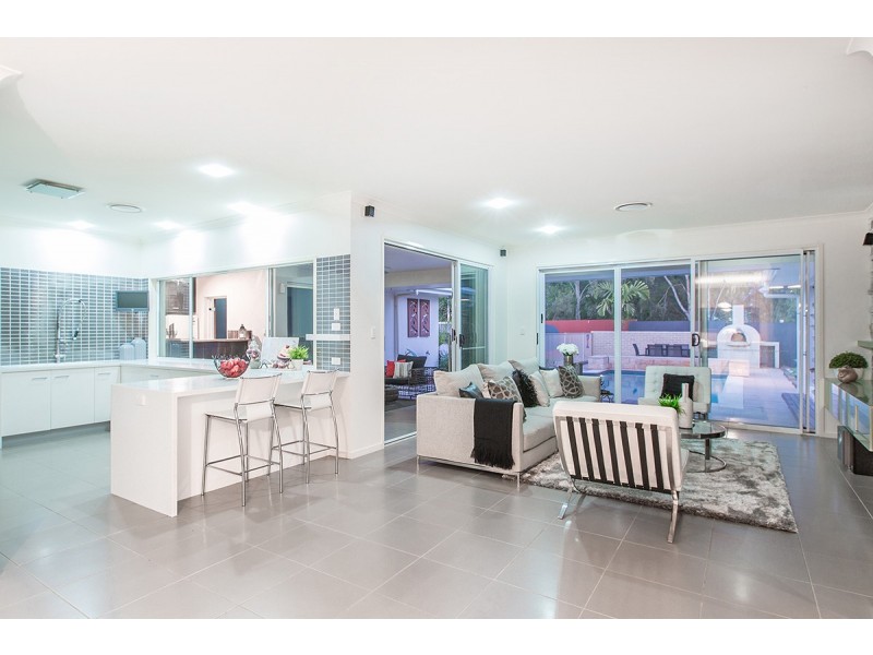 19 Skandia Court, Newport QLD 4020