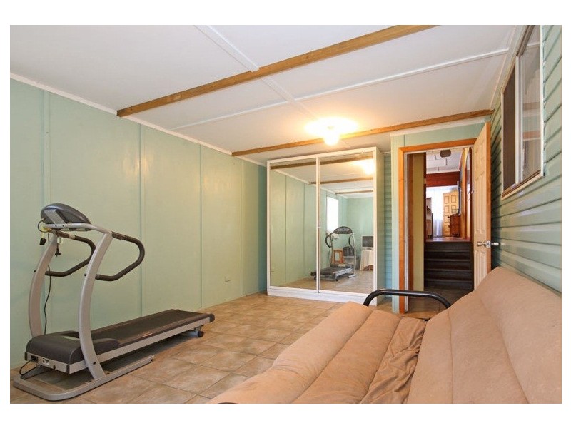 18 Bell Street, Woody Point QLD 4019