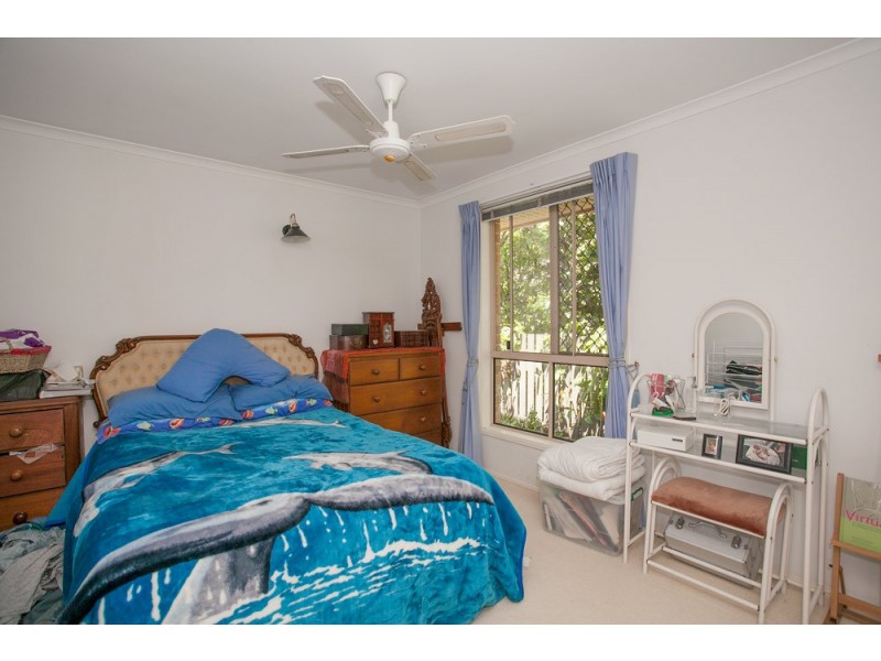 9 James Street, Scarborough QLD 4020