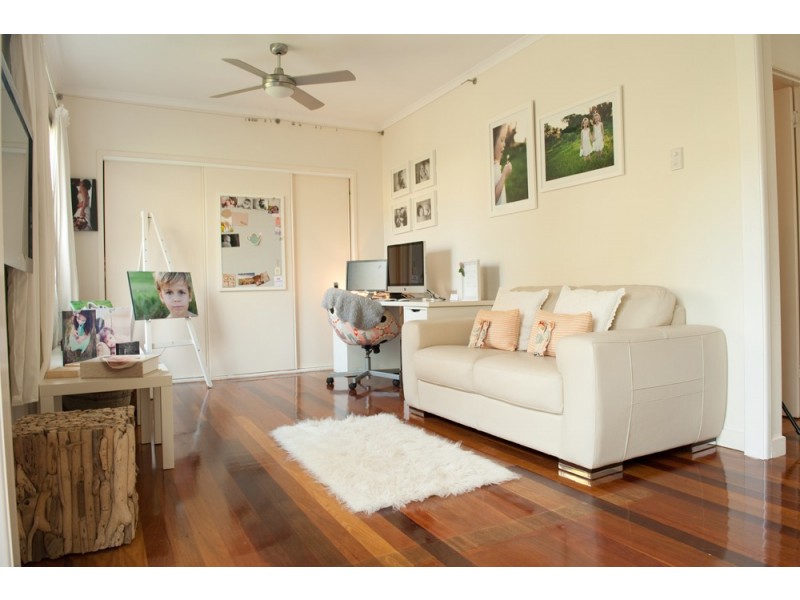 10 Dunns Terrace, Scarborough QLD 4020