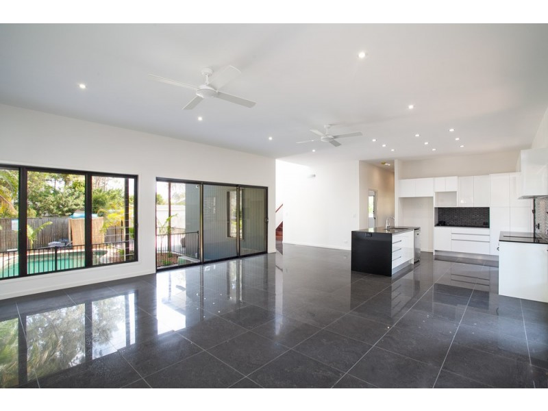 43 Yacht Street, Clontarf QLD 4019