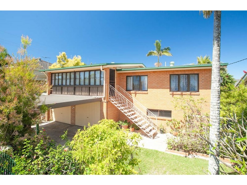 85 Klingner Road, Redcliffe QLD 4020