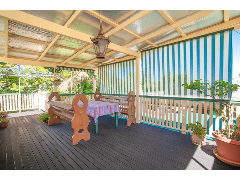 85 Klingner Road, Redcliffe QLD 4020
