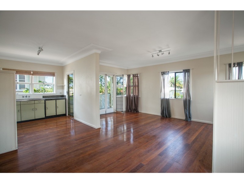 33 Turner Street, Scarborough QLD 4020