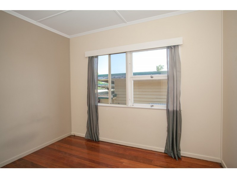 33 Turner Street, Scarborough QLD 4020