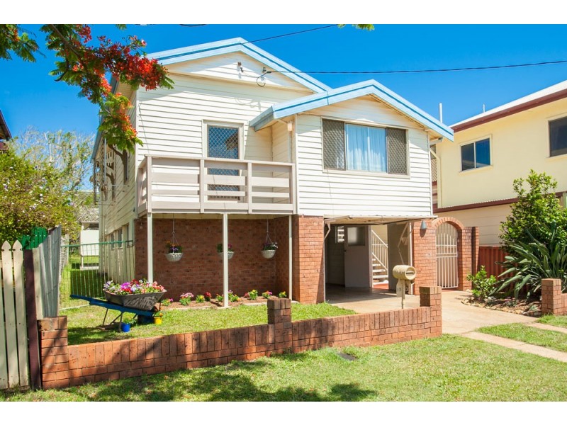 13 Margaret Street, Scarborough QLD 4020